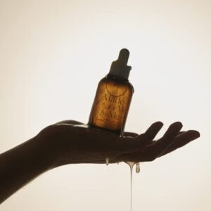 پیشنهاد ویژه! 18 اسنس سرمی ضد چروک اکسیس وای